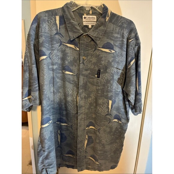 Columbia Other - Columbia Blue and Cream Hawaiian-Style Short Sleeve Shirt
